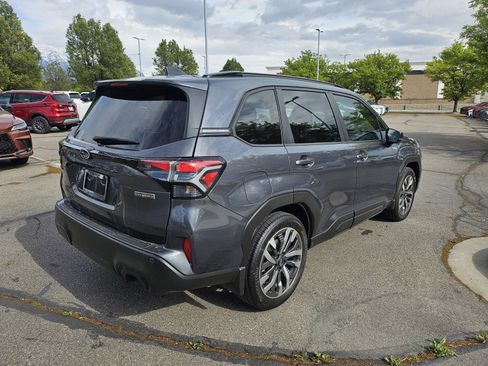 Used 2025 Subaru Forester Touring w/ Touring Package AWD/4WD image 5