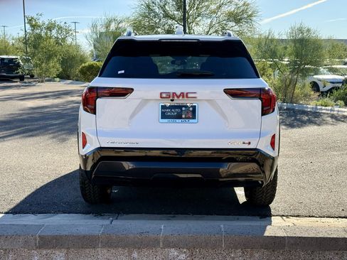 Used 2026 GMC Terrain AT4 image 4