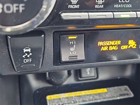 Used 2021 Toyota RAV4 XSE image 22