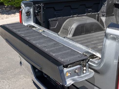 Certified 2025 GMC Sierra 1500 SLT w/ SLT Premium Package AWD/4WD image 29