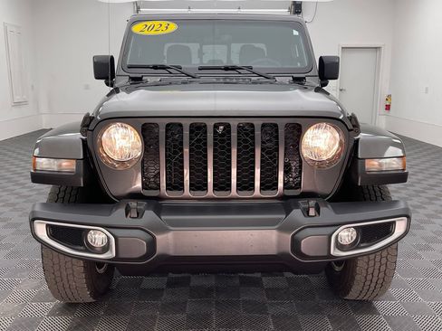 Used 2023 Jeep Gladiator Sport AWD/4WD image 12
