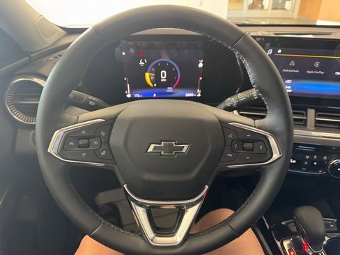 Used 2025 Chevrolet Trax ACTIV w/ Driver Confidence Package image 27