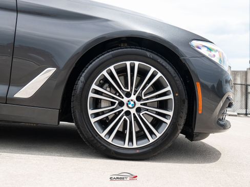 Used 2020 BMW 530i xDrive w/ Convenience Package AWD/4WD image 9