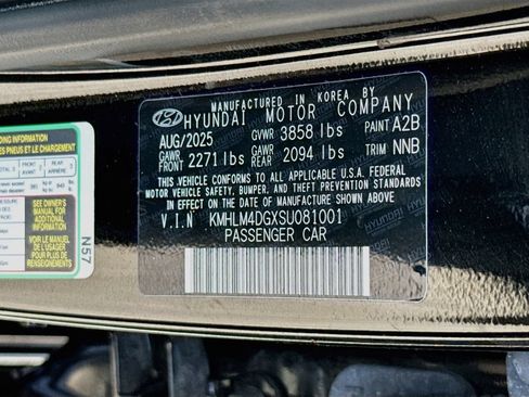 Used 2025 Hyundai Elantra Sport FWD image 36