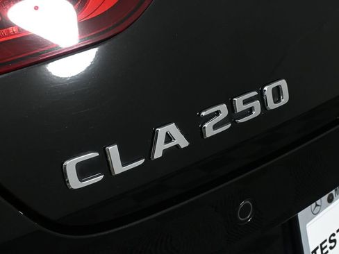 Used 2023 Mercedes-Benz CLA 250 image 27