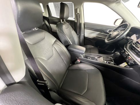 Used 2022 Jeep Compass Latitude AWD/4WD image 25