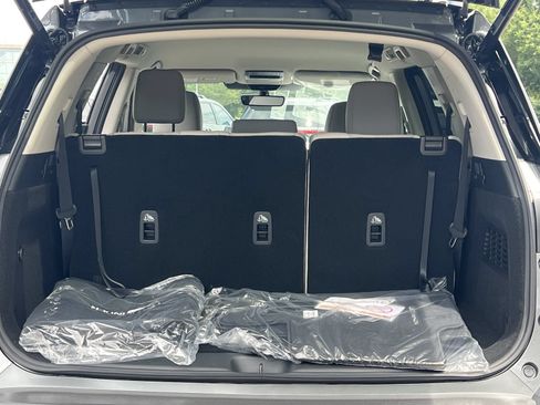 New 2026 Nissan Pathfinder SL FWD image 20