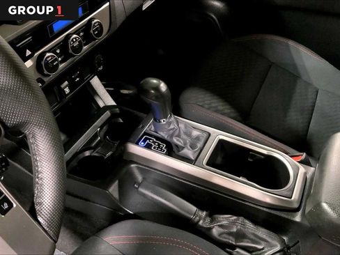 Certified 2021 Toyota Tacoma SR5 AWD/4WD image 17