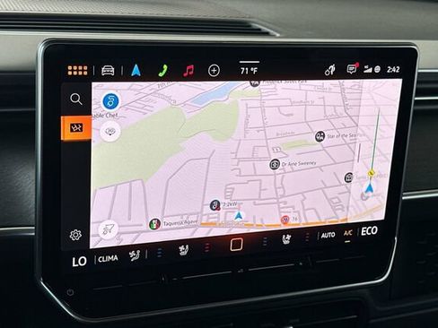 New 2025 Volkswagen ID. Buzz Pro S image 18