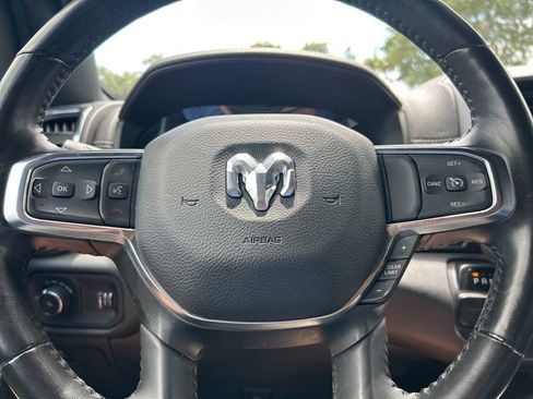 Used 2024 RAM 1500 Laramie RWD image 24