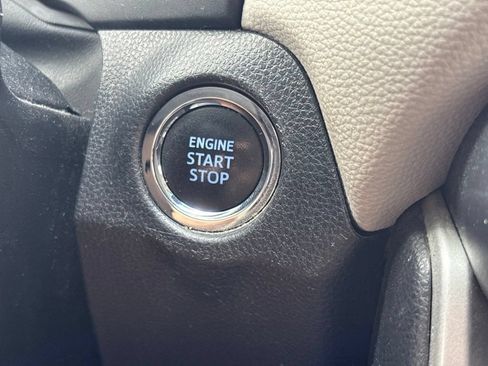 Used 2021 Toyota RAV4 XLE Premium FWD image 16