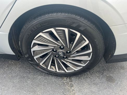 Used 2025 Hyundai Sonata SEL image 24