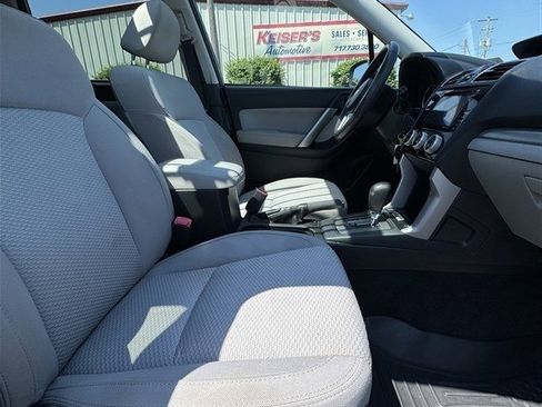 Used 2017 Subaru Forester 2.5i Premium w/ All-Weather Package AWD/4WD image 13