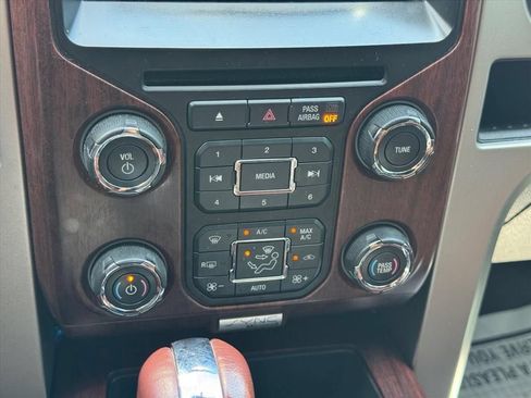 Used 2013 Ford F150 King Ranch w/ King Ranch Luxury Pkg RWD image 20