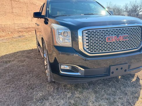 Used 2015 GMC Yukon Denali w/ Touring Package image 5