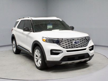Certified 2022 Ford Explorer Platinum w/ Equipment Group 601A