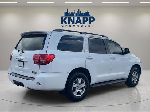 Used 2012 Toyota Sequoia SR5 image 5