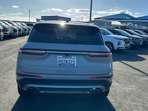 Used 2022 Lincoln Corsair Reserve image 4