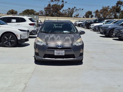 Used 2014 Toyota Prius C Two FWD image 2