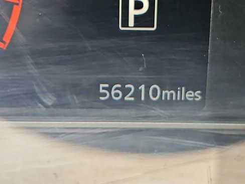 Used 2023 Nissan Versa SV FWD image 10