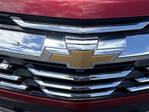 Used 2025 Chevrolet Equinox LT AWD/4WD image 30