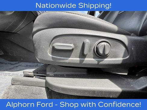 Used 2023 Chevrolet Traverse LT w/ LPO, Floor Liner Package AWD/4WD image 29