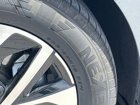 Used 2025 Volkswagen Jetta S FWD image 8