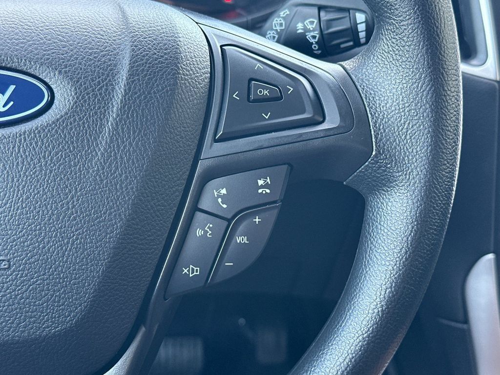 Used 2024 Ford Edge SE w/ Black Appearance Package AWD/4WD image 29