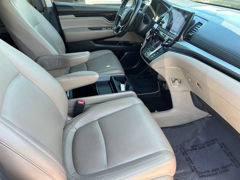 Used 2022 Honda Odyssey Touring image 13