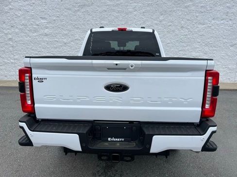 New 2026 Ford F250 Lariat w/ Black Appearance Package image 3