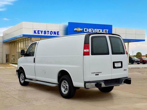 Used 2024 GMC Savana 2500 w/ Driver Convenience Package RWD image 5