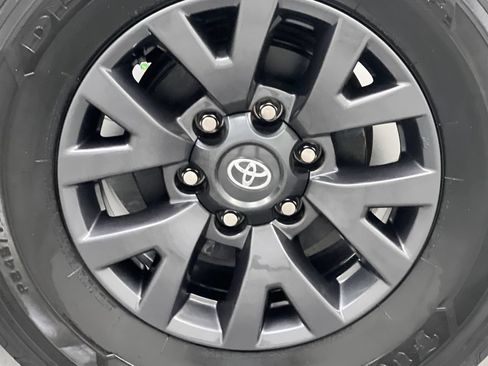Used 2023 Toyota Tacoma SR5 w/ Technology Package AWD/4WD image 65