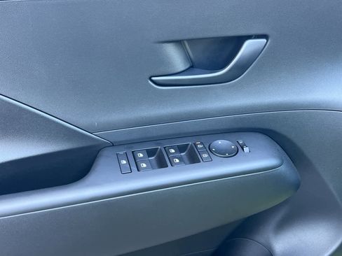 New 2025 Hyundai Kona SEL image 13