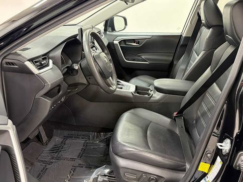 Certified 2021 Toyota RAV4 XLE Premium AWD/4WD image 13