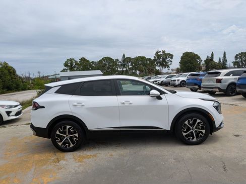 Certified 2023 Kia Sportage EX FWD image 9