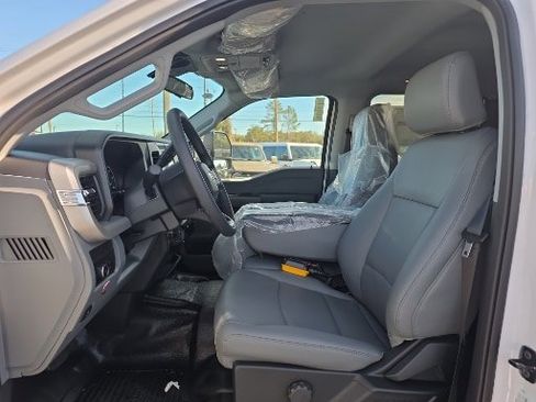 New 2026 Ford F550 4x4 Crew Cab image 35