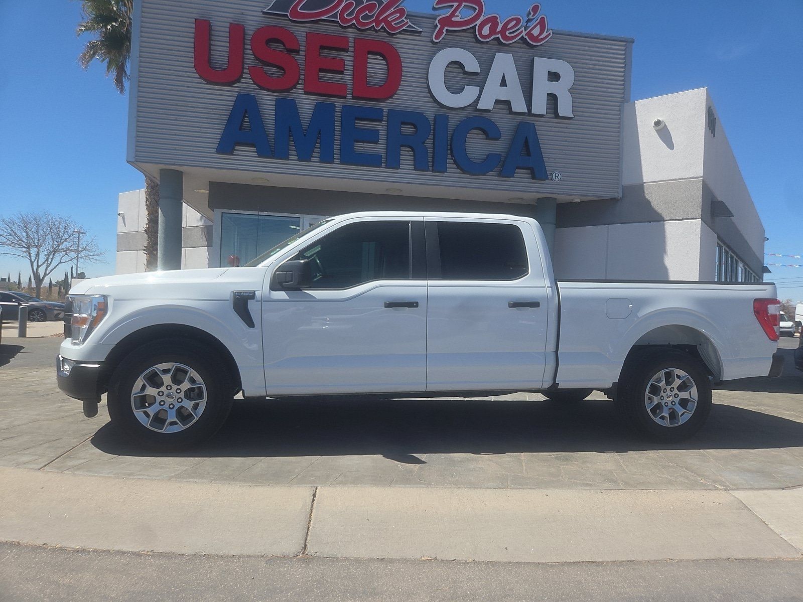 Used 2022 Ford F150 XL w/ Max Trailer Tow Package RWD image 3