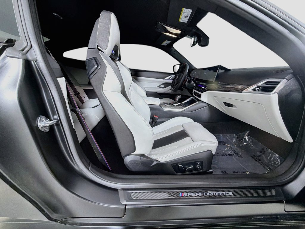 Used 2025 BMW M4 xDrive Competition w/ M Carbon Exterior Package AWD/4WD image 27