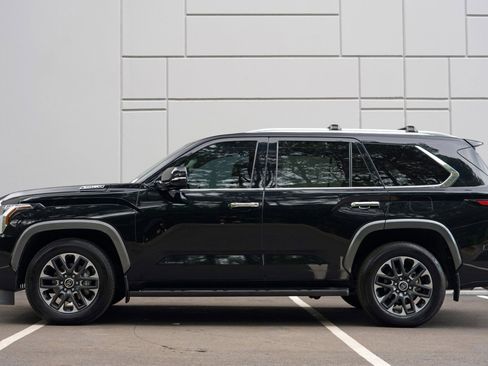 Used 2024 Toyota Sequoia Limited RWD image 9