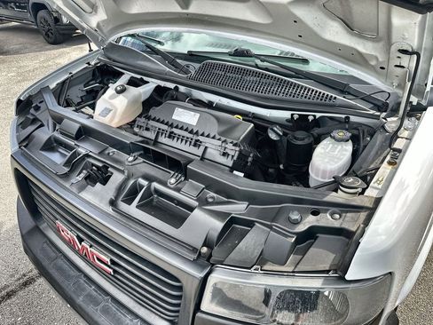 Used 2022 GMC Savana 3500 Work Van w/ Driver Convenience Package image 27