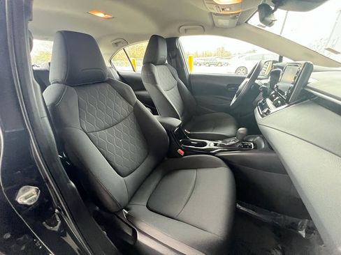Used 2022 Toyota Corolla LE image 12