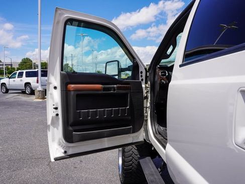 Used 2015 Ford F350 Platinum AWD/4WD image 16