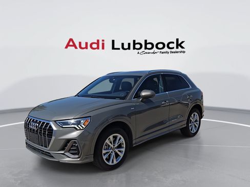 Used 2023 Audi Q3 2.0T Premium AWD/4WD image 4