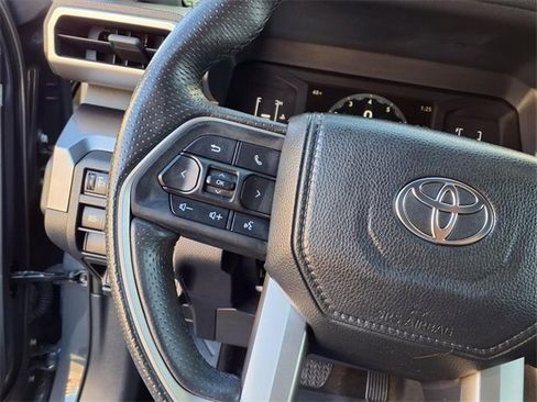 Used 2025 Toyota 4Runner SR5 image 15