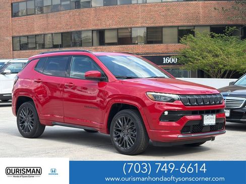 Used 2022 Jeep Compass Limited w/ (RED) Package AWD/4WD image 1