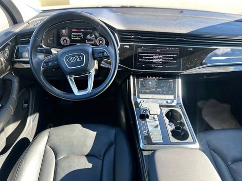 Used 2022 Audi Q7 3.0T Premium Plus w/ Premium Plus Package AWD/4WD image 10