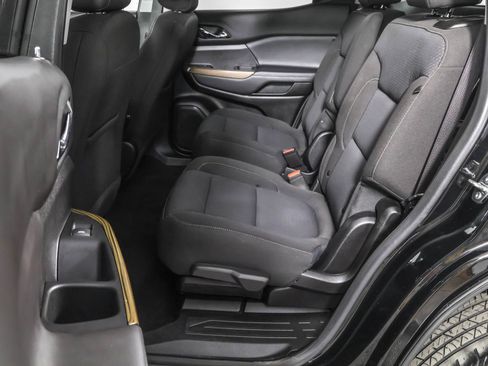 Certified 2023 GMC Acadia SLE w/ LPO, Floor Liner Package image 38