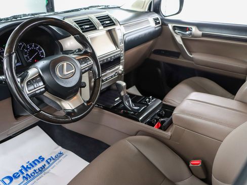 Used 2021 Lexus GX 460 Premium w/ Premium Plus Package AWD/4WD image 27