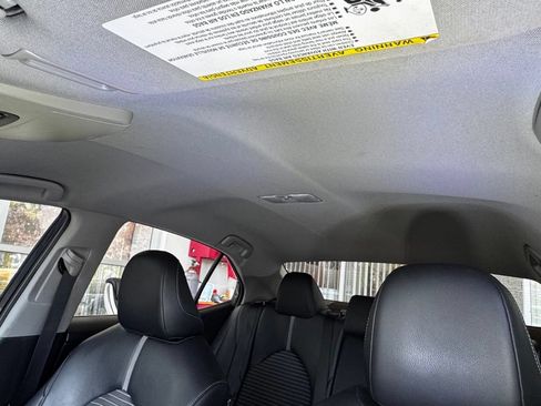 Used 2021 Toyota Camry SE FWD image 36