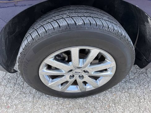 Used 2011 Ford Edge SEL w/ 202A Rapid Spec Order Code AWD/4WD image 9